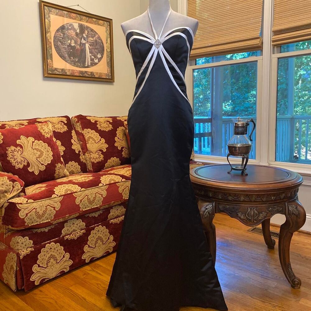 prom/formal black and white maxi fitted corset halter dress with brooch detail